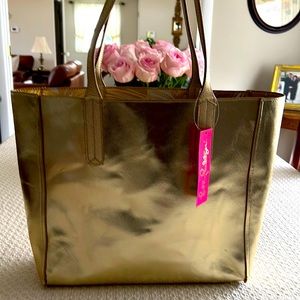 Brand new with tag Lilly Pulitzer Surrey Reversible Tote